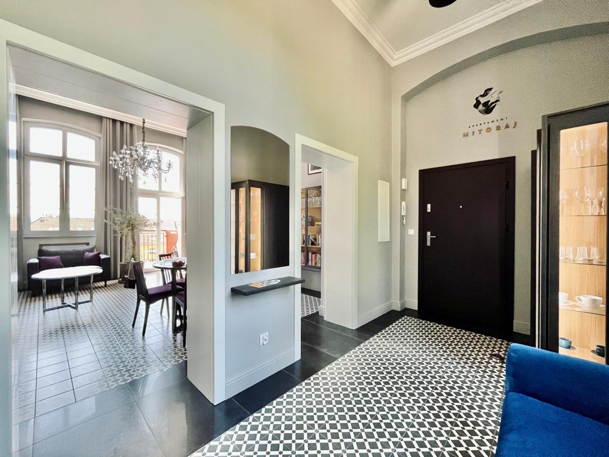 Lemon Pepper Apartment *